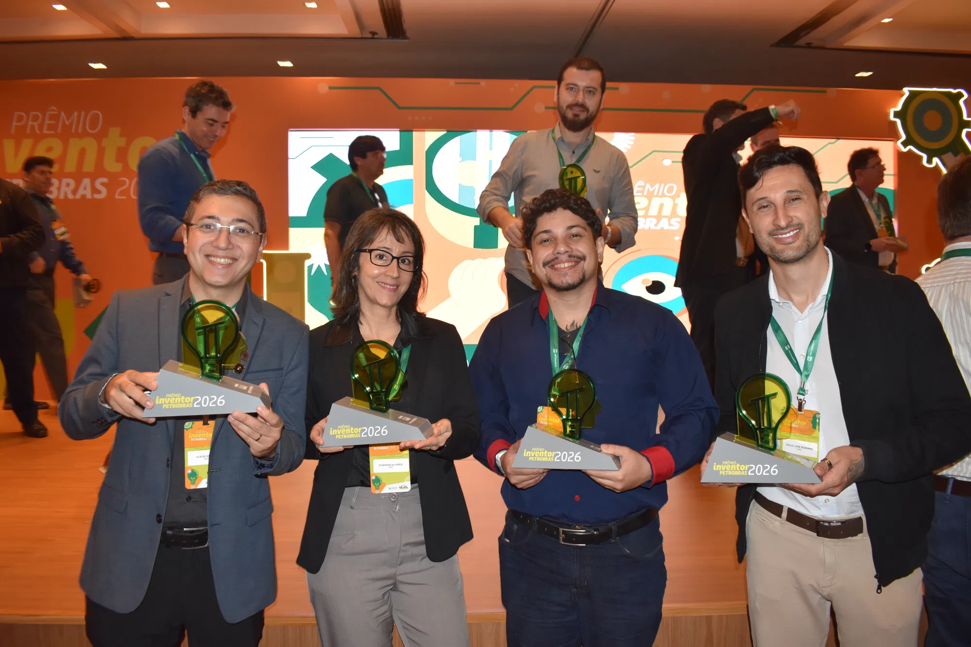 Inteligencia artificial desarrollada en el CBPF ayuda a identificar rocas del presal y obtiene un premio nacional
